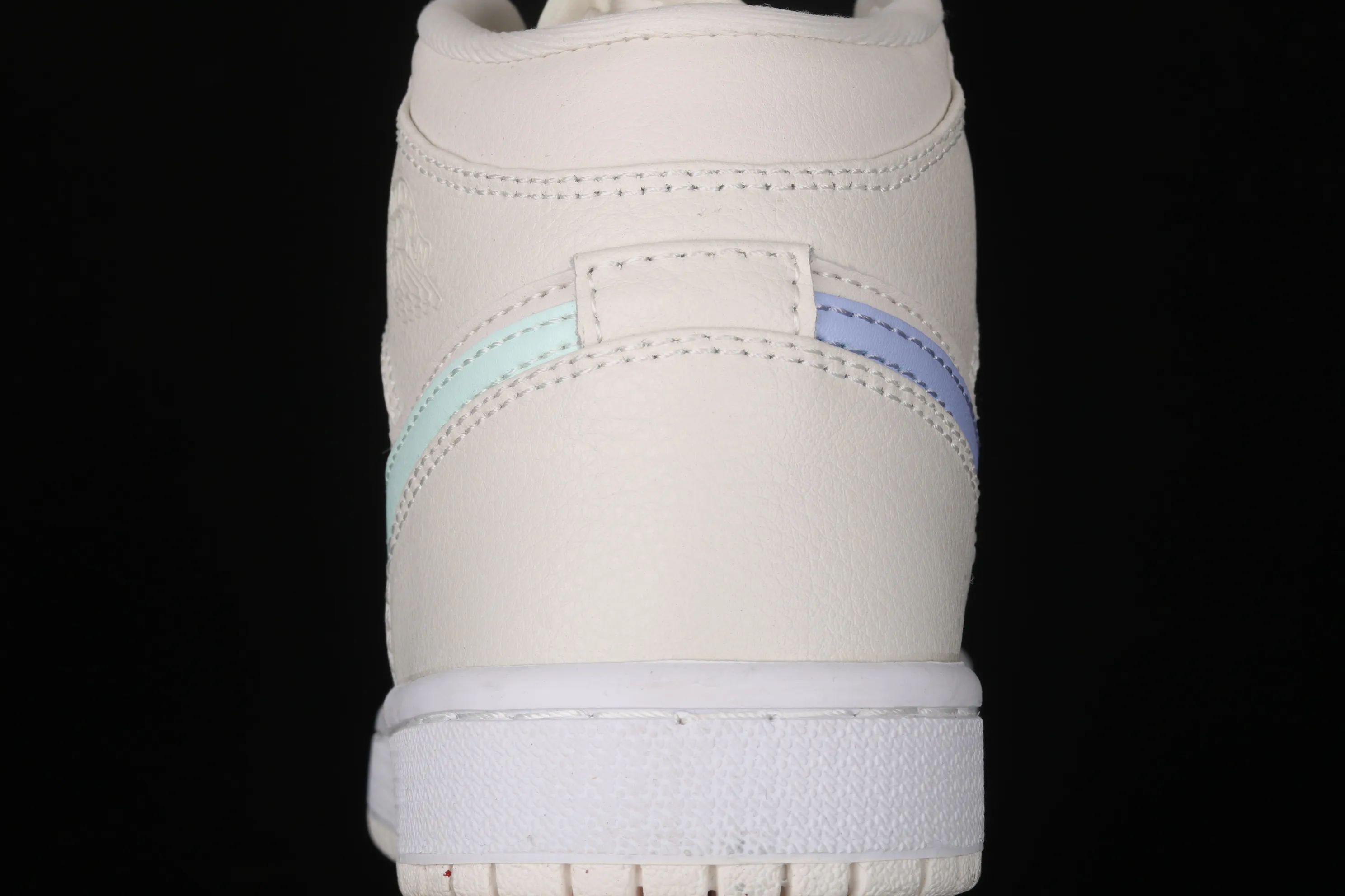 All categories Air Jordan Jordan series basketball shoes Air Jordan 1 Mid cost-effective version Air Jordan 1 Ret High AJ1 Joe 1 rice white mandarin duck hook 555112-035